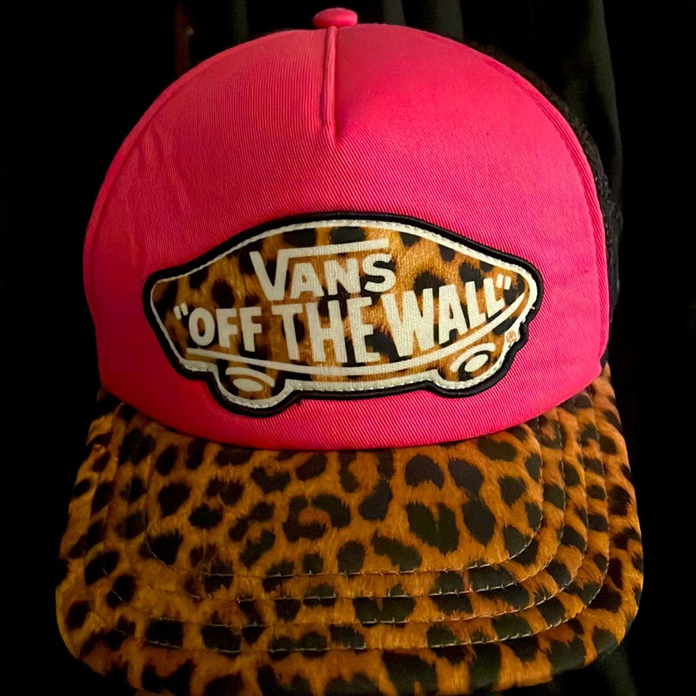 vans trucker hat